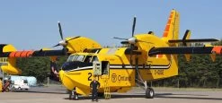 Canadair CL-415 (80-4998)