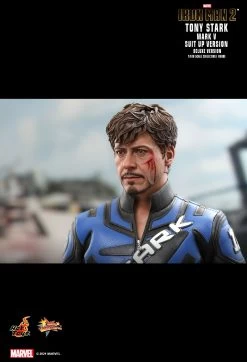 Tony Stark Mark V Suit Up Version "Deluxe Version" (MMS600) -Trendy Toy Store product image 2717