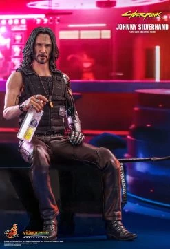Johnny Silverhand (VGM47) 31 Johnny Silverhand (VGM47) -Trendy Toy Store product image 3186