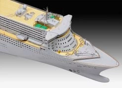 Ocean Liner Queen Mary 2 "Platinum Edition" (05199) -Trendy Toy Store product image 937