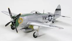 Republic P-47D Thunderbolt "Bubbletop" #70 (60770)