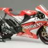 Yamaha YZR-M1'04 No.7/No.33 (TAM14100) -Trendy Toy Store yamaha yzr m1 04 no 7 no 33 tam14100 32653